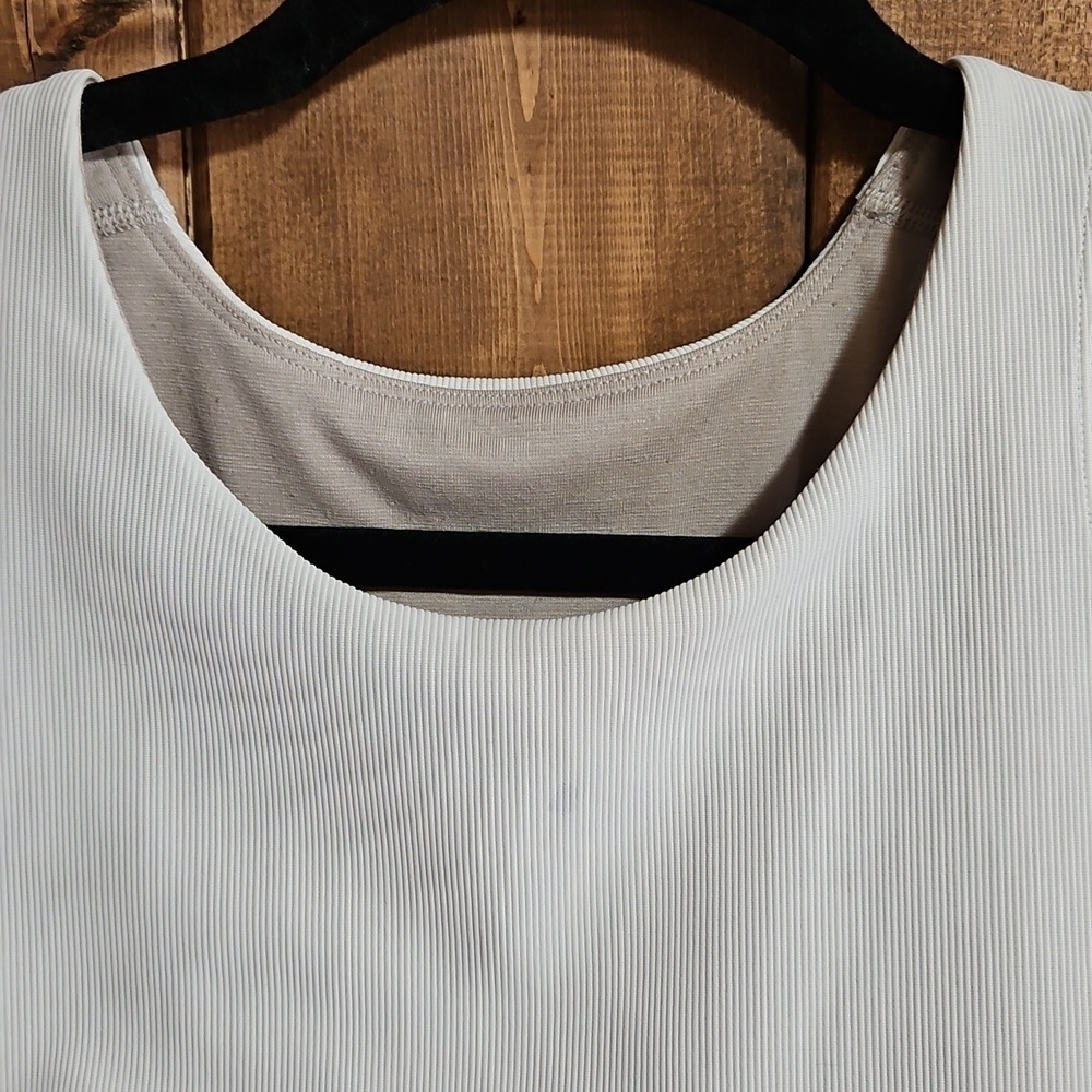 Lululemon White Kick Serve High Coverage Long Line Bra Size 10 - Picture 2 of 16